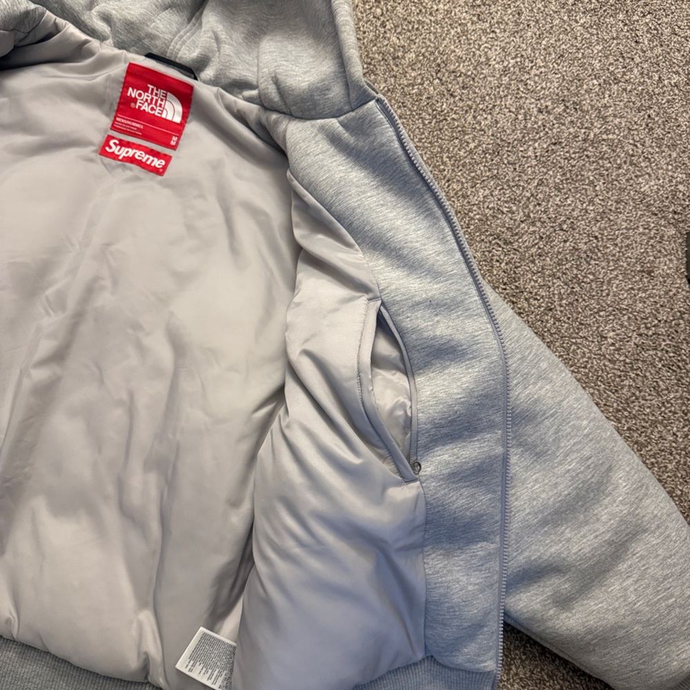 Supreme x The North Face Men's Down Filled Zip Up Hooded Sweatshirt - Picture 4 of 10